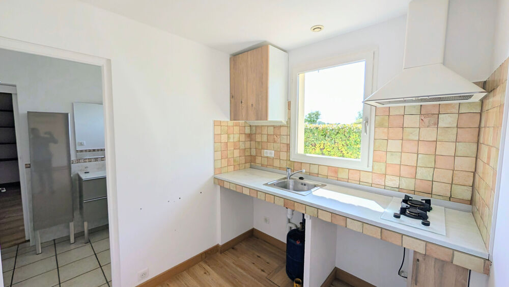 Location Appartement AIX T2 CAMPAGNE TERRASSE PARKING Aix en provence