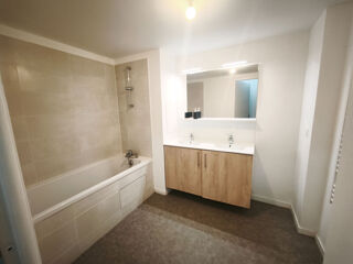  Appartement � louer 3 pi�ces 61 m�