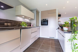  Appartement � vendre 4 pi�ces 90 m�