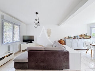  Maison à louer 5 pièces 90 m²