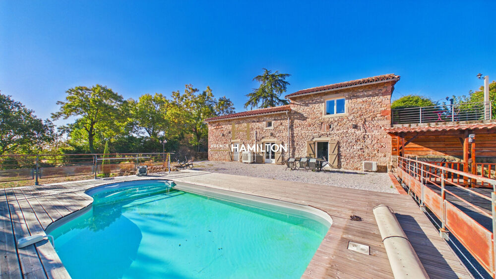MAISON DE VILLAGE EN PIERRE AVEC PISCINE - HABITABLE DE SUITE