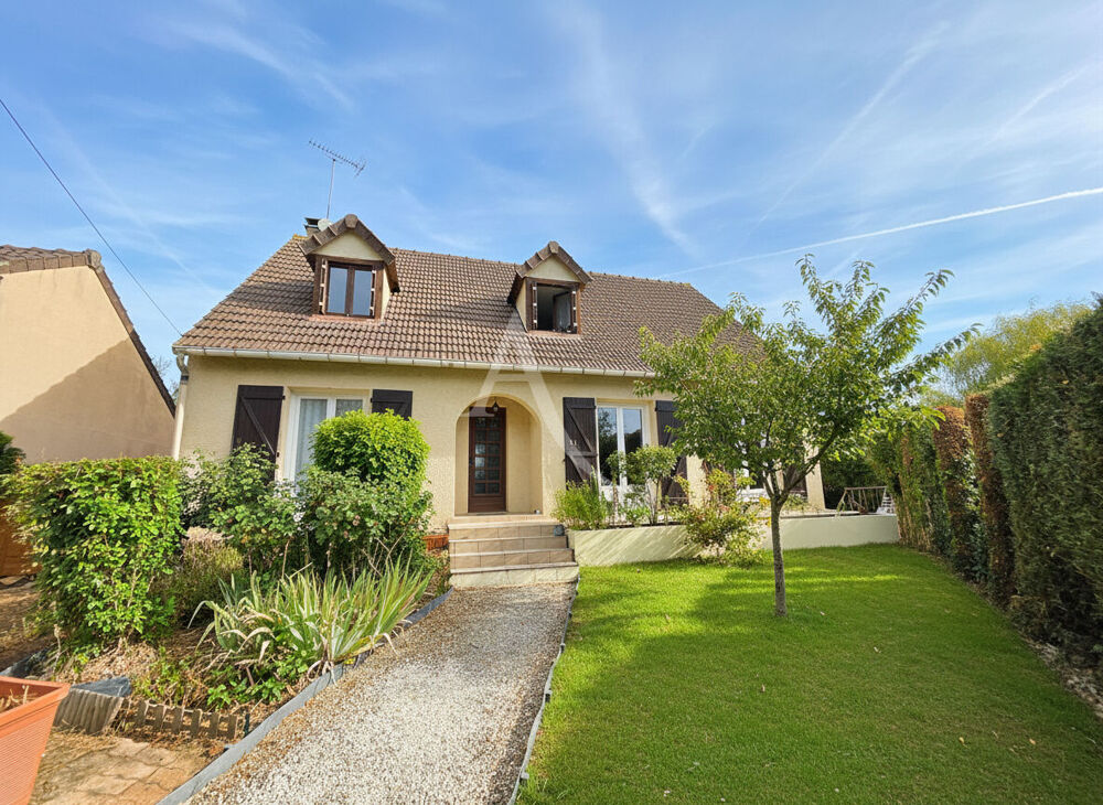 Maison 7 pièces 158 m² · à Penchard · 158 m² · 376 500 €