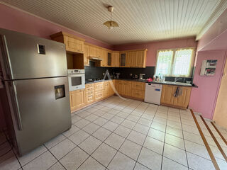  Maison à vendre 9 pièces 221 m²