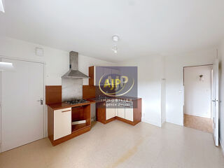  Appartement à louer 3 pièces 78 m²