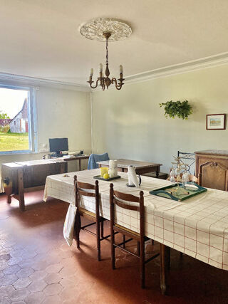  Maison � vendre 9 pi�ces 280 m�