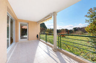  Appartement � vendre 3 pi�ces 71 m�