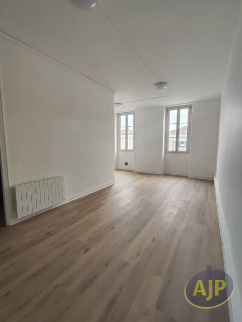 Local Professionnel Castelnau De Medoc 55 m2 660 33480 Castelnau de medoc