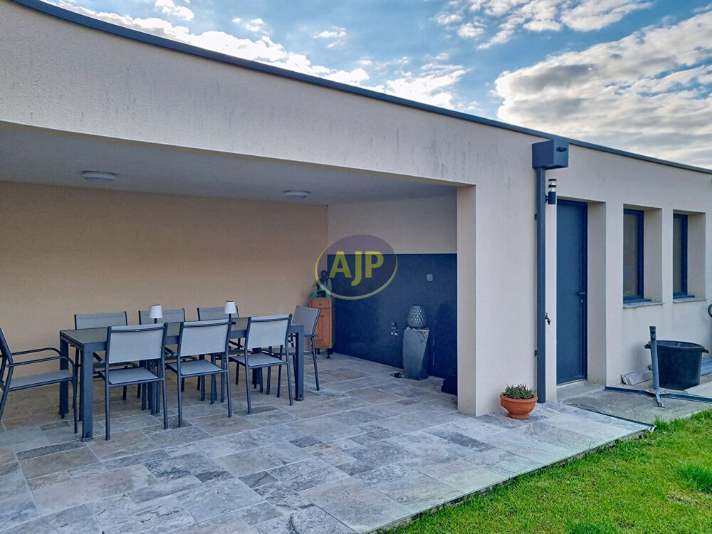 Maison 8 pièce(s) 235 m2