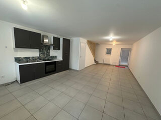  Appartement � louer 4 pi�ces 80 m�