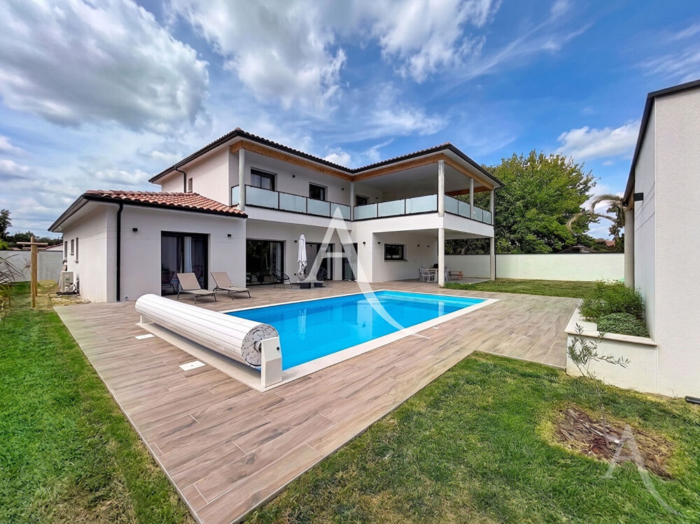Maison 8 pièces 200 m² · à Longages · 200 m² · 599 000 €