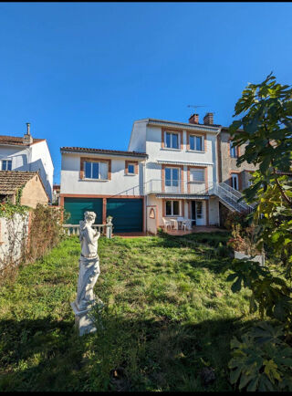  Maison � vendre 9 pi�ces 220 m�