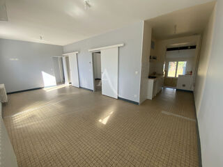  Maison à louer 4 pièces 79 m²