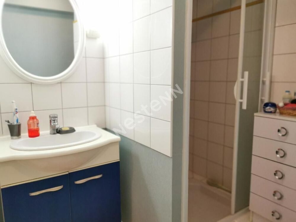 Location Appartement A louer, OCTOBRE, Appartement Vannes 1 pièce meublé - parking Vannes