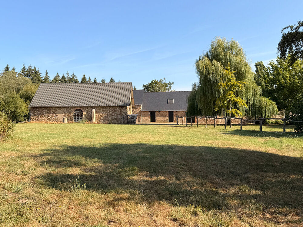 Propriété de caractère avec plus de 8 hectares à Morannes-sur-Sarthe-Daumeray