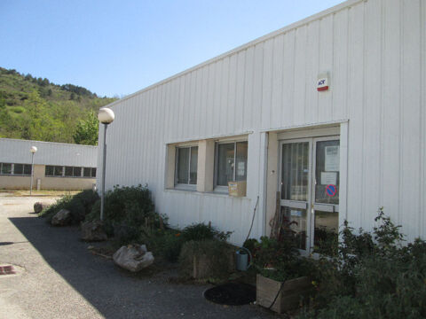 PROCHE LIMOUX LOCAL COMMERCIAL 225 M² SUR TERRAIN 1620 M² 120000 11190 Couiza