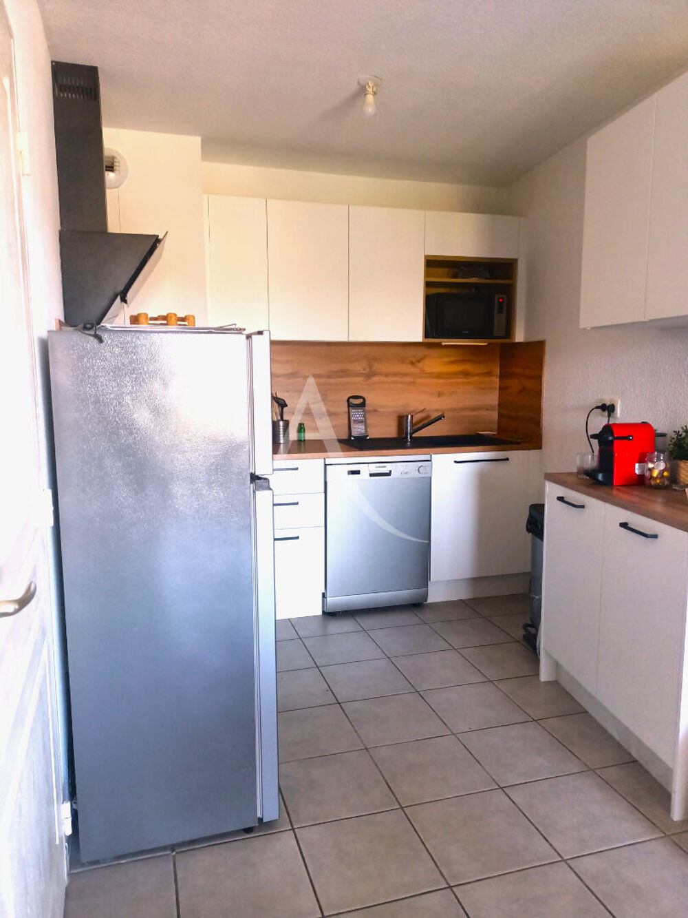 Location Appartement DERNIER ETAGE - T2 MEUBLE -  CLIMATISE - 2 PLACES  PK EXT Castelginest