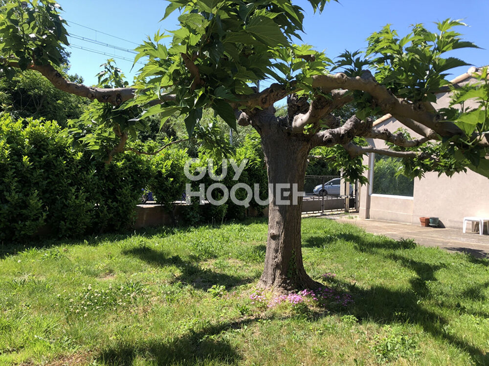 Villa lumineuse Plain- pied sur 523 m² de jardin