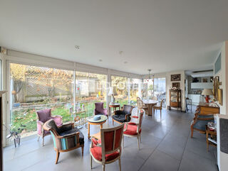  Maison � vendre 5 pi�ces 242 m�