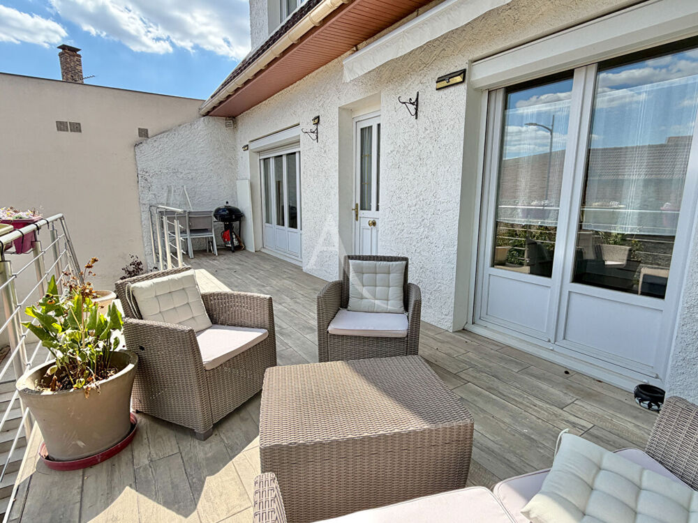 Maison Longjumeau 10 pièce(s) 162 m2