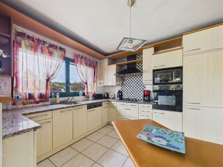  Maison à vendre 7 pièces 218 m²