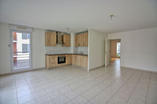  Appartement  vendre 3 pices 64 m