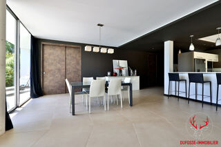  Maison � vendre 7 pi�ces 265 m�