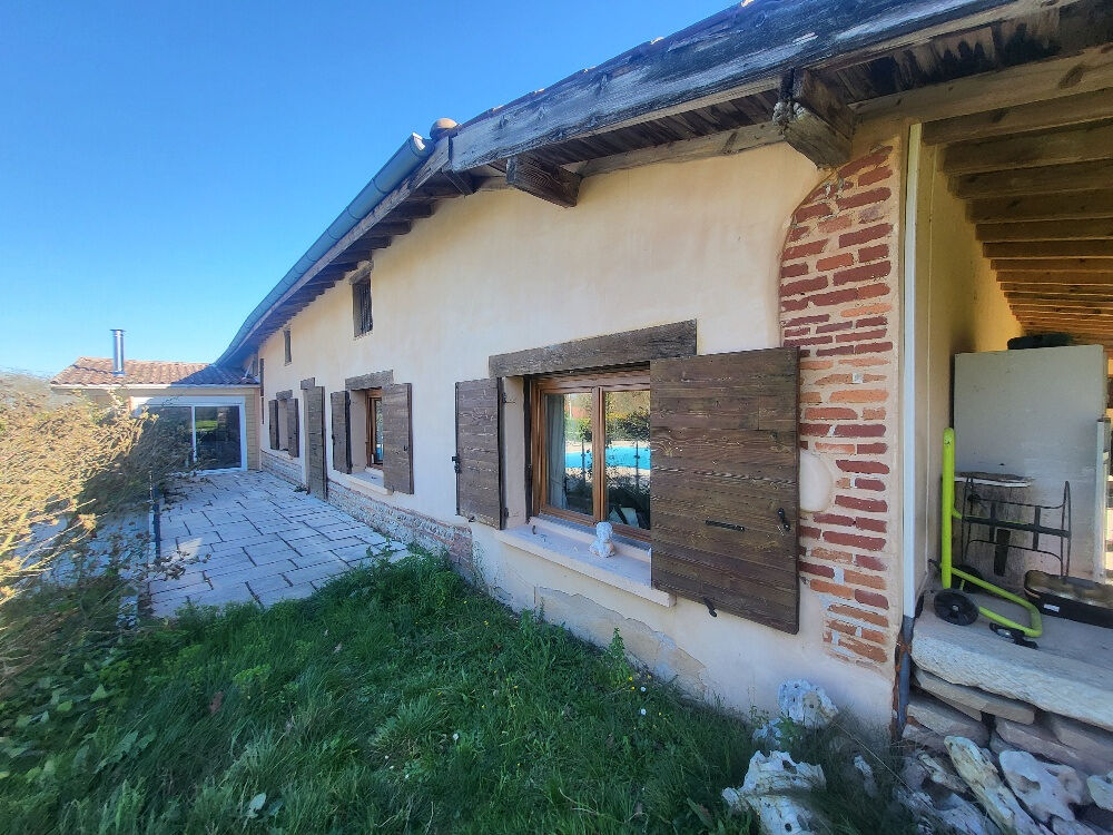 � vendre  Maison Vonnas (01540)