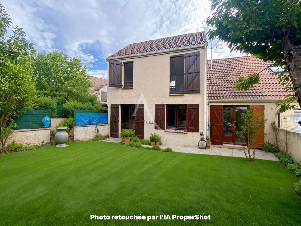Vente Maison Maison Vaureal avec 3 chambres garage et terrain. Vaureal