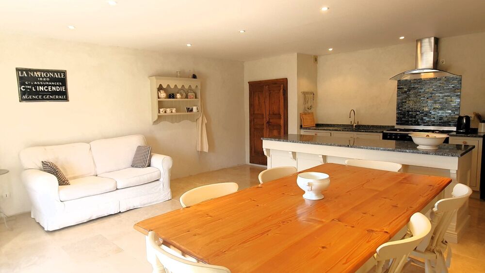 Vente Villa Najac. Propriété de caractère rénovée avec vue exceptionnelle Najac