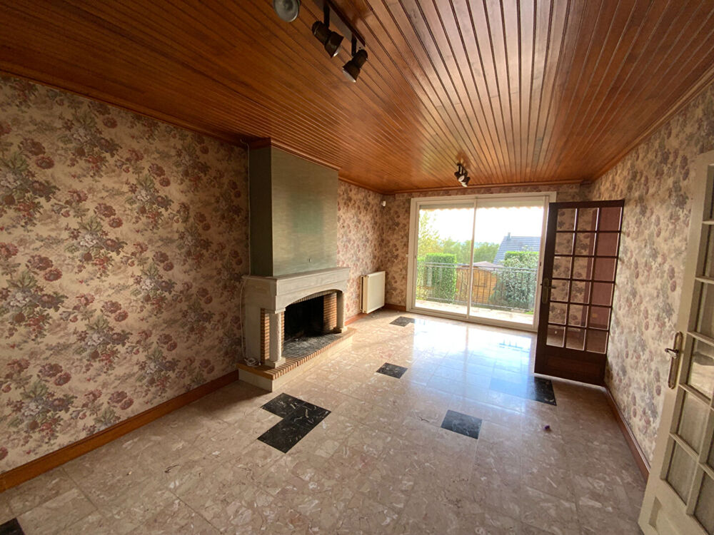 Vente Maison LE CREUSOT - Quartier résidentiel - Pavillon élevé sur sous-sol complet de 149 m² hab. (4 chambres). Le creusot