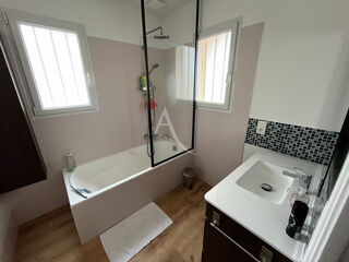  Maison  vendre 6 pices 146 m