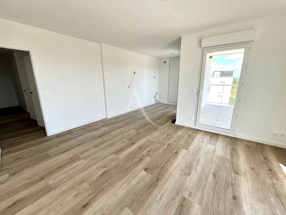 VANNES GARE à louer Appartement 3 pièces avec balcon