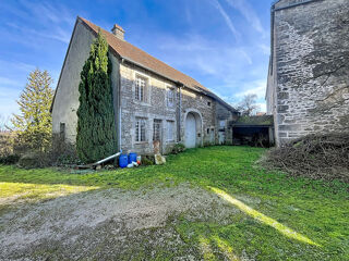  Maison 8 pièces 242 m² Saint broing les moines
