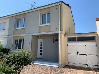  Maison à louer 4 pièces 81 m²