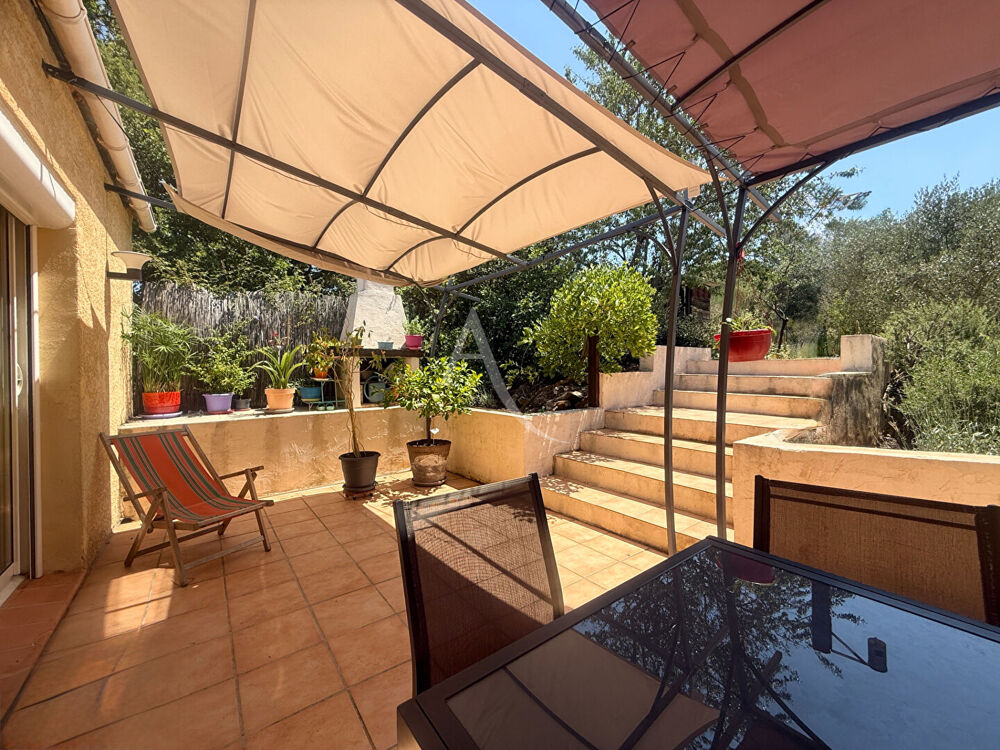 VILLA DE PLAIN-PIED TYPE 5 LUMINEUSE AVEC GARAGE ET EXTÉRIEUR ARBORÉ 1200M2