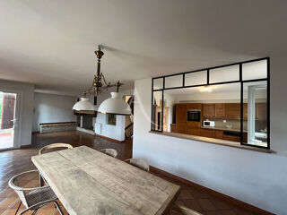  Maison � vendre 5 pi�ces 225 m�