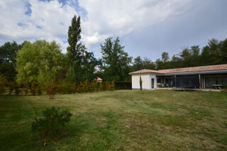  Maison à louer 5 pièces 139 m²