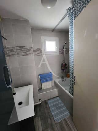  Maison  vendre 5 pices 83 m