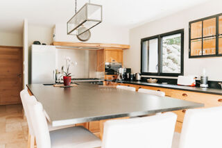  Maison � vendre 6 pi�ces 231 m�