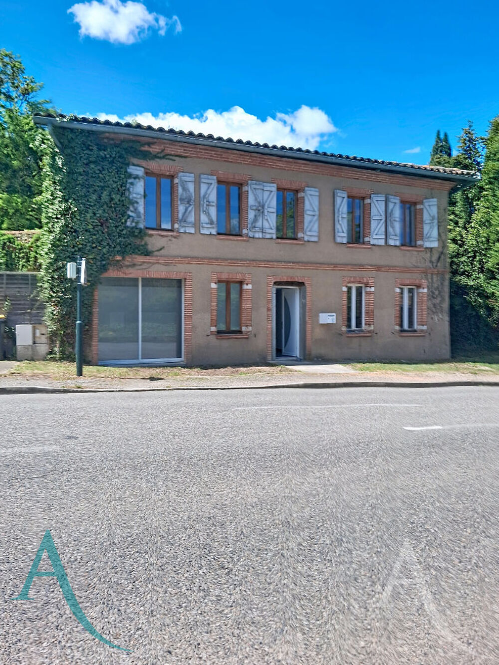 Maison 4 pièces 160 m² · à Gemil · 160 m² · 256 000 €