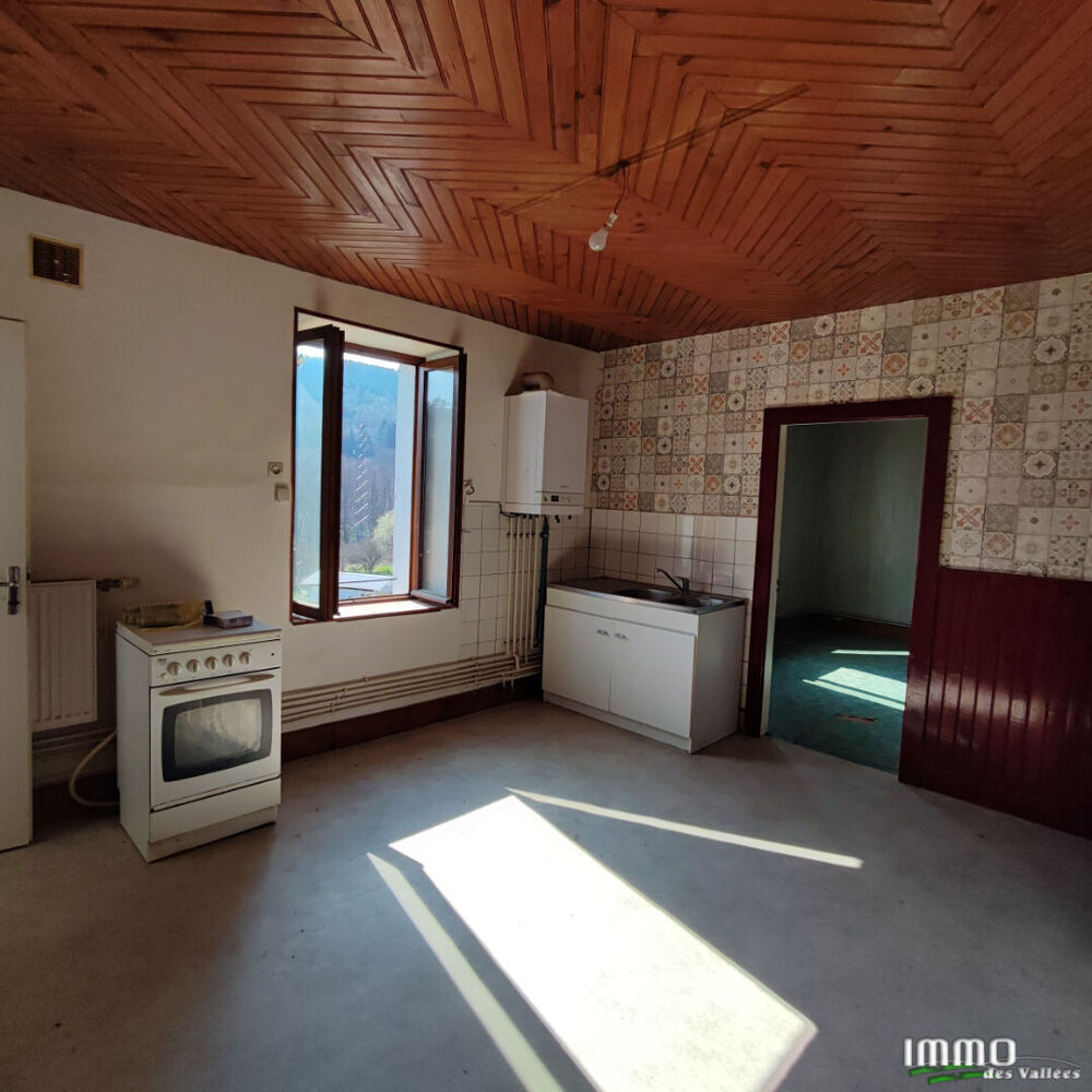 Appartement 7 pièces 94 m² · à Saint Nabord · 94 m² · 66 000 €