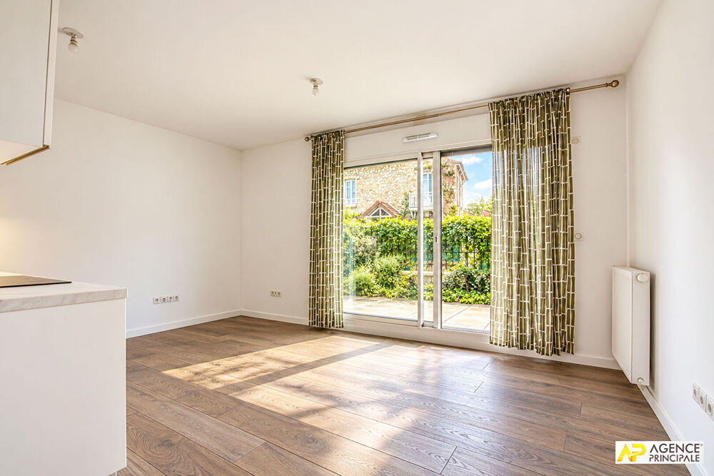 Vente Appartement Le Chesnay St-Jean Appartement 2 pièce(s) en rez de jardin avec terrasse  jardin cave et parking Le chesnay rocquencourt