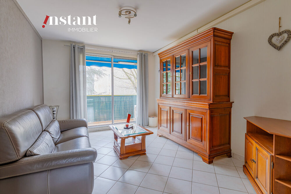 Chambre en colocation dans T3 avec balcon Arrêt Rebufer