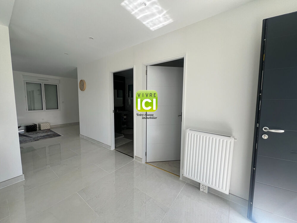 Location Maison Maison Dreffeac 5 pièce(s) 111 m² Dreffeac