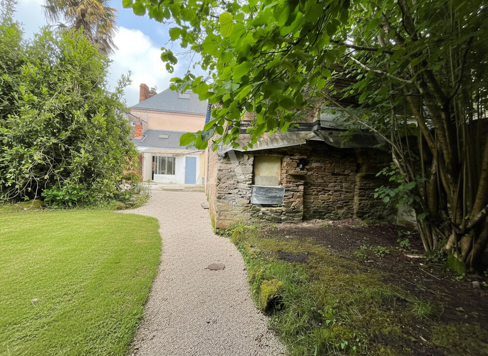 Maison Paulx 9 pièce(s) 214 m2