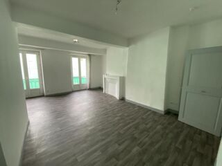  Appartement à louer 2 pièces 60 m²