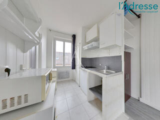  Appartement à louer 1 pièce 20 m²