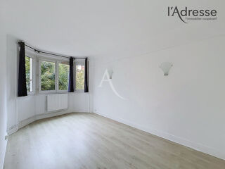 Vente Appartement Appartement de charme au coeur de la Cité-Jardins à Suresnes - 2 pièces de 41m² - Cave Suresnes