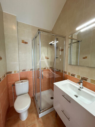  Maison à louer 4 pièces 99 m²