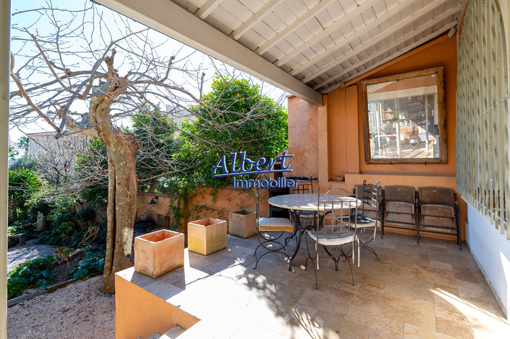 Vente Maison Villa Sanary Sur Mer 8 pièce(s) 131.10 m2 Sanary sur mer